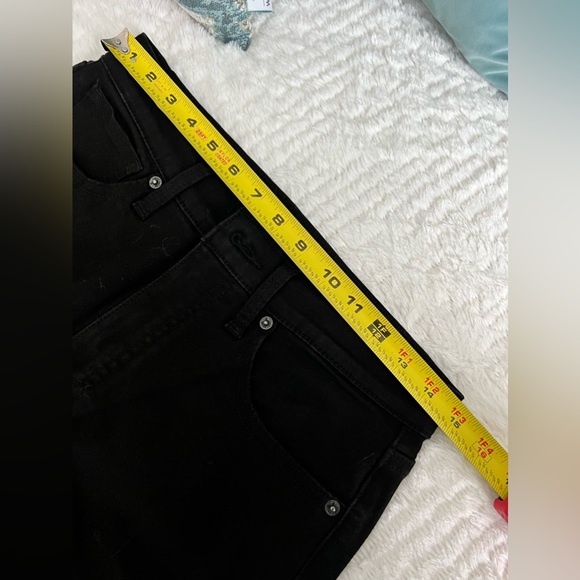 Jeans - Picture 3 of 6